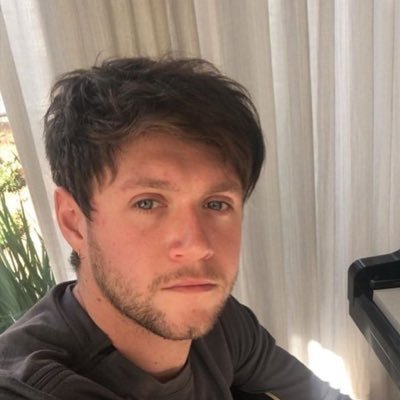 soap_114's profile picture. “ꜱᴛɪʟʟ ᴀ ꜰʟɪᴄᴋᴇʀ ᴏꜰ ʜᴏᴘᴇ ᴛʜᴀᴛ ʏᴏᴜ ꜰɪʀꜱᴛ ɢᴀᴠᴇ ᴛᴏ ᴍᴇ” || ot5 + solos || 5SOS || 16 || my dms are always open 🤍