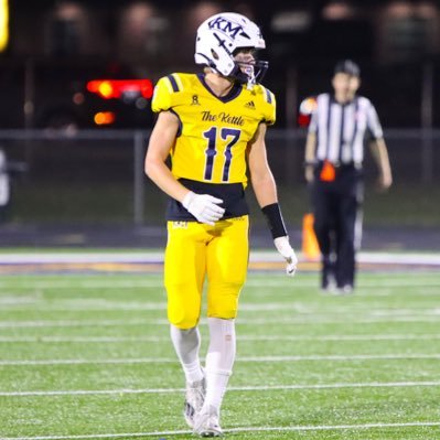 Blakepalicki's profile picture. •Kettle Moraine HS WI ⚡️/'28 4.75 40 Hand time | 9'3 broad •Football-RB, WR, Ath •Basketball-SF •Track&Field - long/high jump •Height: 6'1, Weight: 170