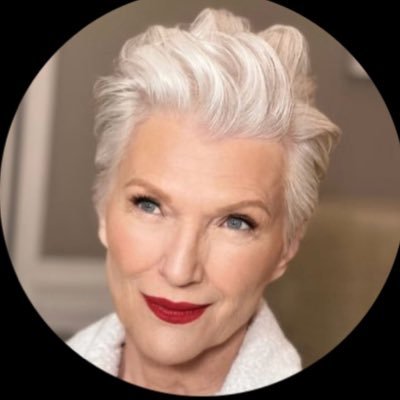 the__mayemusk's profile picture. MAKING AMERICA GREAT AGAIN ❤️🇺🇸 Bestselling International Author of A Woman Makes A Plan 📖Doctor of Dietetics 👩‍🎓Supermodel 💃😝