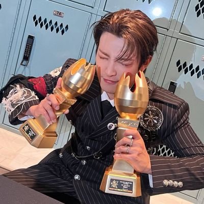 _Varan_'s profile picture. Ateez- лучшее что случилось в моей жизни 
Байбл = Икона 🛐

 Интроверт 
#ATEEZ 
#xicheng
#erha
#JesBible