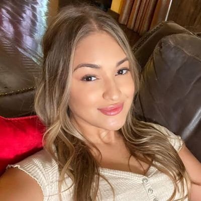 Angela86345's profile picture. ❤