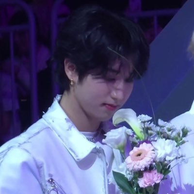 myhopewrites's profile picture. 🐿️🐰enthusiast | leo | 95 baby |  main @mayleite