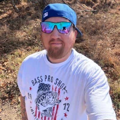 Dustola_1985's profile picture. 🏎🏁 @Cubs 🐻@VOLBEAT 😈🤘🏻🎸🎙 @DetroitRedWings #LGRW @GoHeels 🐏 @okcthunder #ThunderUp @BUFootball 🐻 @nyknicks @BuffaloBills #BillsMafia @Lions #OnePride