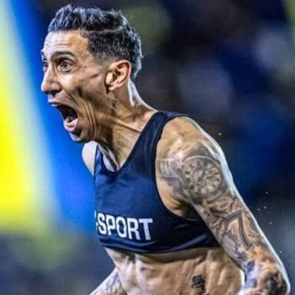 deerrece's profile picture. 