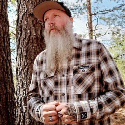 mjoachim279's profile picture. I will scream if you don't follow back 🫵