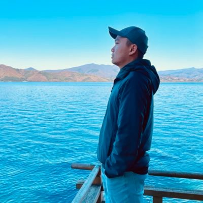 Riverzeyu's profile picture. Funnels that turn CLICKS into CLIENTS 🚀 
MARKETING = PSYCHOLOGY | PSYCHOLOGY = SALES. 
Frameworks trusted by 7-FIGURE COACHES & EXPERTS worldwide.