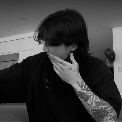 JEONC0DE's profile picture. 