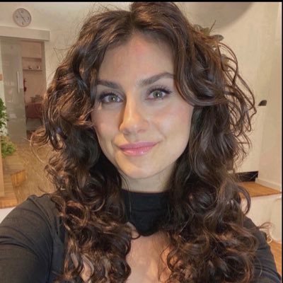 vithoriamoura2's profile picture. 🇺🇸 Conservative America 1st 💪 speaker of the Truth! Fluent in sarcasm!