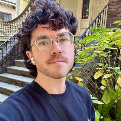 chalkycandy's profile picture. hey bitch ✨ he/him/his