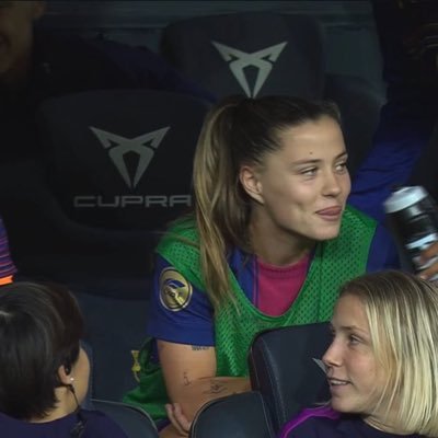 Rachelaguilar24's profile picture. Fútbol Mas y Fem • Barça 💙❤️ Messi10🐐 Alexia11 👸 👑 Vicky19🐥 Aitana14 🪄 Mapi4🦁 Patri12💫 Serrajordi🐣Pedri8 🤹 Balde3🐆• ~🇻🇪Telasco🎩 Aramburu🧱 Deyna👑