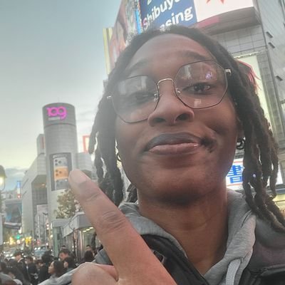 DrewAwkwrd's profile picture. 