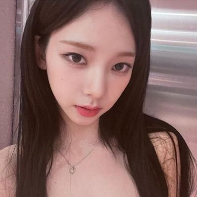 atualdaningning's profile picture. 