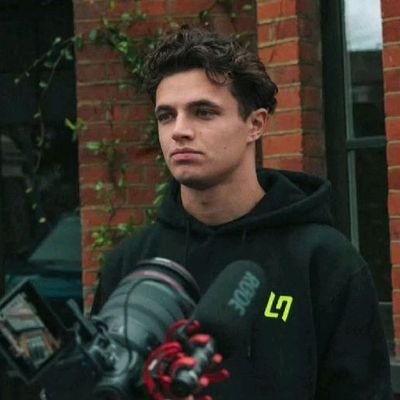 Joseph_arth16's profile picture. Soy un completo lío, la verdad 😗
                        LN4🇬🇧 · CL16🇲🇨