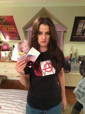 2sleep13's profile picture. still in search of sunshine