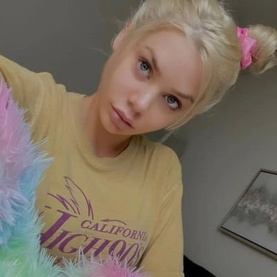 Ciara1266314's profile picture. Un mélange de douceur, de tentation et de mystère🫦.......Si tu aimes les plaisirs envoie une message sûr WhatsApp 👉 +33 6 83 57 48 87