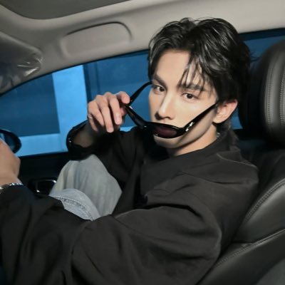 astonbun's profile picture. ♡ mostly chokunaston, surfjava, seakeen, lukemick, perthsanta, kengnamping ♡