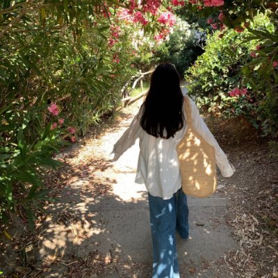 ClairK1's profile picture. “Life is beautiful. Just stand still and look around for a while.”