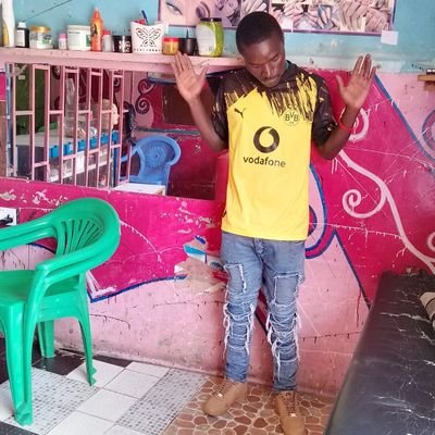 iamnotyobra's profile picture. Takibe geri dönüs yapabilir misiniz 🙏💯💯...