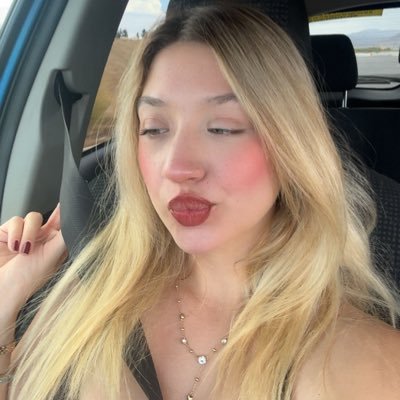 b065696582224's profile picture. beni rahat birakin