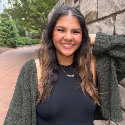 ItsDianaAdame's profile picture. UNA 🦁 | insta:adamediana 🌻                       $DianaAdame