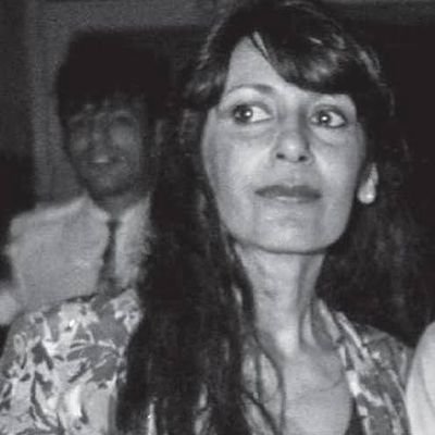 Lausokolera's profile picture. NO TAN DISTINTA
Ricotera y Peronista..
Millonaria ⚪🔴⚪