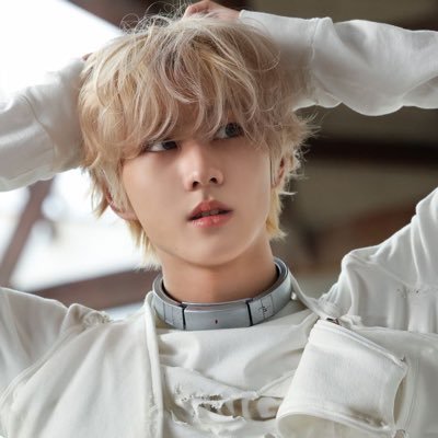 wayangelzx's profile picture. ㅤㅤ♥︎ 01  ───ㅤㅤㅤㅤ𝘀𝘂𝗻 ㅤ:ㅤㅤtheㅤ mostㅤ beautifulㅤ and ㅤperfectㅤ sunㅤ I ㅤhave ㅤever ㅤknown