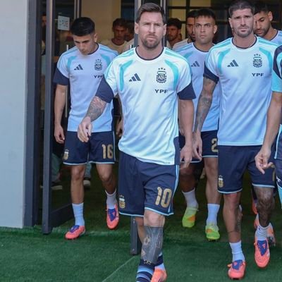 zl9884885376714's profile picture. 