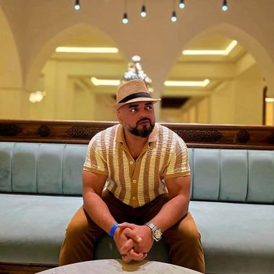 ghostinvoid's profile picture. The people are only anxious for two things. 

Bread & Circus.

l'm a muppet with bread.