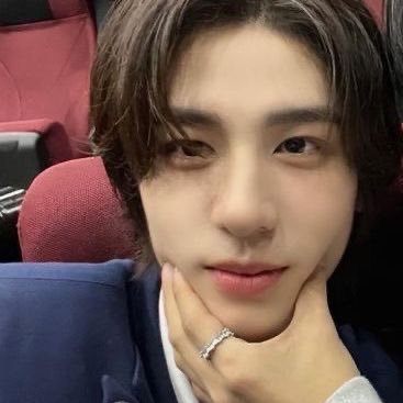 iylkyk's profile picture. 🐶💕🐠|glub glub *drowning noises *|₆.₁₄&₆.₂₆&₁₀.₁₄