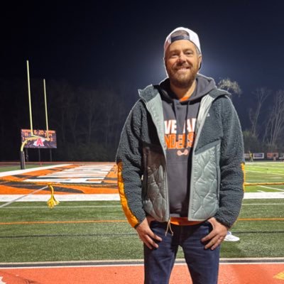 WestonHermans's profile picture. Foster parent, sell Honda’s and take life one day at a time 😃