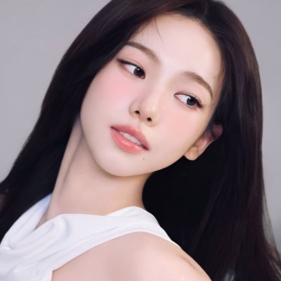 Karinnayuh's profile picture. Woven from Arcadia’s dusk and old Gods. ᯓ★