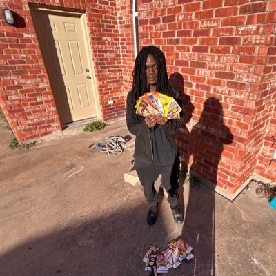 Sxmmyy__'s profile picture. 00Beatz, Xealous Movement, IG: @ sxxmmyy__