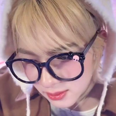 jellymyncw's profile picture. 