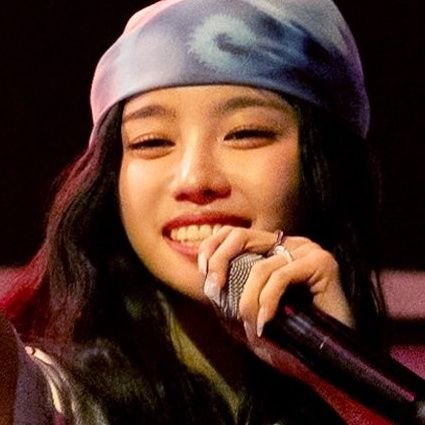 namyujuspearl's profile picture. main yapper in that yujulee group 𐔌՞꜆.  ̫.꜀՞𐦯