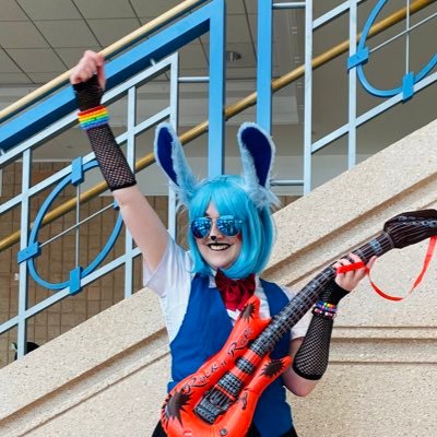 RoseNameMillie's profile picture. https://t.co/qumC4mB7Ub ⚰︎ Goth Girl ⚰︎ actor & writer ⚰︎ banner VampireArts⚰︎🦇⚰️🖤