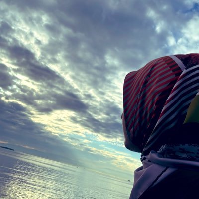 sude34865's profile picture. 