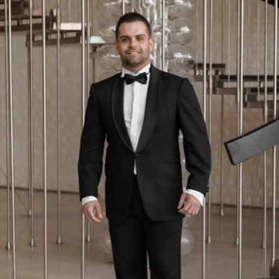 UgurEtiler's profile picture. İstanbul Üniversitesi Devlet Konservatuvarı | Solist