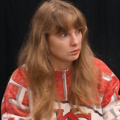 evershowgirl's profile picture. 𝒊'𝒗𝒆 𝒏𝒆𝒗𝒆𝒓 𝒃𝒆𝒆𝒏 𝒂 𝒏𝒂𝒕𝒖𝒓𝒂𝒍, 𝒂𝒍𝒍 𝒊 𝒅𝒐 𝒊𝒔 𝒕𝒓𝒚 𝒕𝒓𝒚 𝒕𝒓𝒚 ⭒ she/her