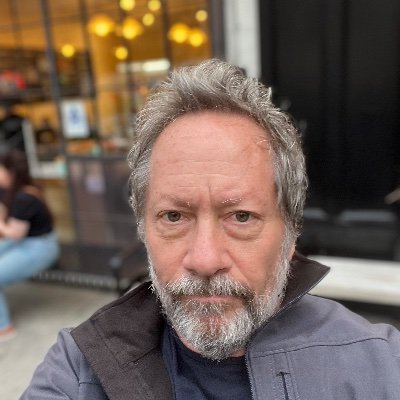 portereduardo's profile picture. Writer. Author of "Being There" on Substack. Columnist at The Guardian. Ex-NYT, WSJ, Bloomberg and WaPo. Wrote "American Poison” and “The Price of Everything.”