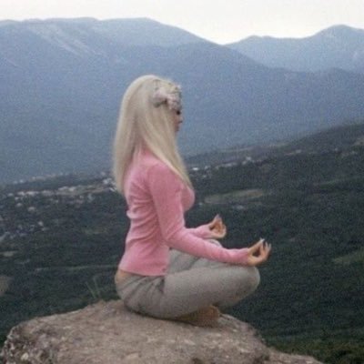 dollassumptions's profile picture. the only creator of my reality . #LOA