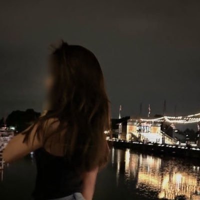 lliveru's profile picture. 1955