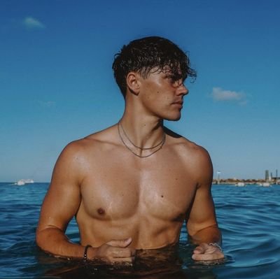 Luke_Bxck's profile picture. 