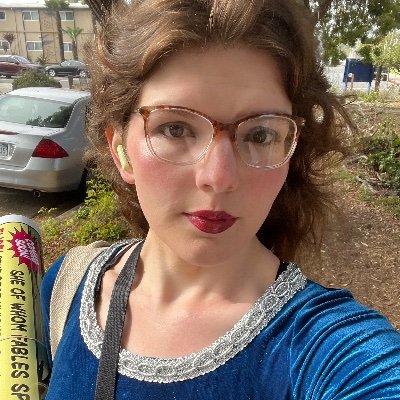 dinahspolly's profile picture. 21! Welcome to my account where I talk about comic books! Opinions are not my own, idk where they come from. layout art by: @docshaner @atxmpalmers