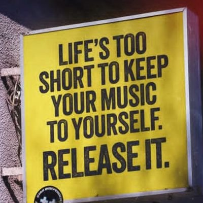 Greasythumb338's profile picture. Creative mind. Streetraised. Beat-driven. Voice of the streets. 
Hip Hop DJ 
For Bookings 
email: bookings.greasythumb@gmail.com
|THREE3EIGHT|SPVCEWRLD| 93ENT.|