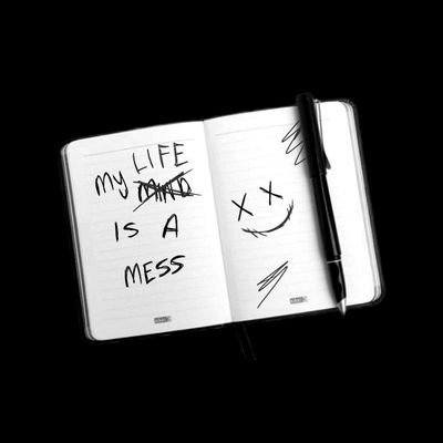 CADEIRAELETRICK's profile picture. ━╋  𝓦riting about what we feel and what 𝗵𝗮𝗽𝗽𝗲𝗻𝘀. Reserved only for those closest to us.