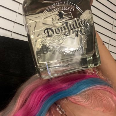 vaaehbeezy's profile picture. 