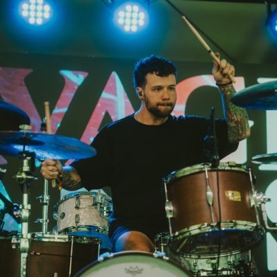 alexgacek_'s profile picture. love music. love drums. slappin skins for @savagehandsband