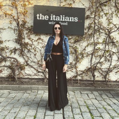 Jessica99762's profile picture. It's easy to find the friend but it's hard to find  a real friend in this cruel world 💖 
If you want money, it will be blocked ❌
No Gift Card ❌ No Porn 🔞