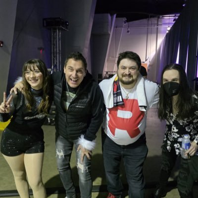 Savy_Longest's profile picture. 23 and chronically s(ill)y ♥ Social Media Manager for @Crush40Johnny ♥ @SonicExpo Press and Media Manager ♥ @BandsWBennys ♥ Rhinestone Artist ♥ Musician