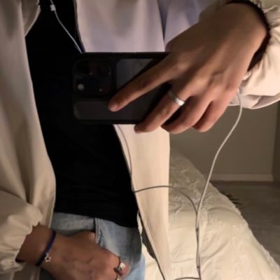 thearousing's profile picture. 